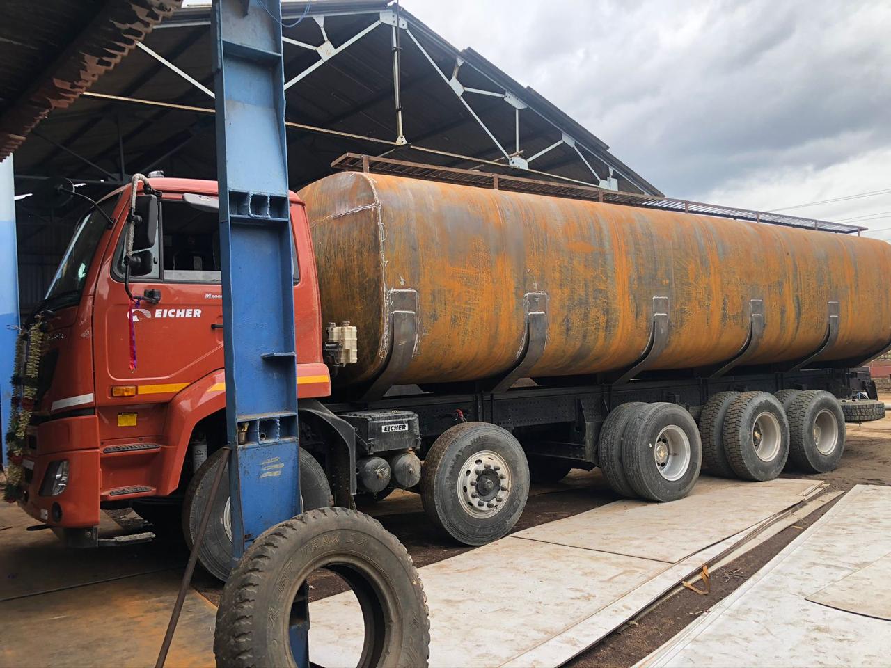 Heavy Tanker Fabrication Workshop